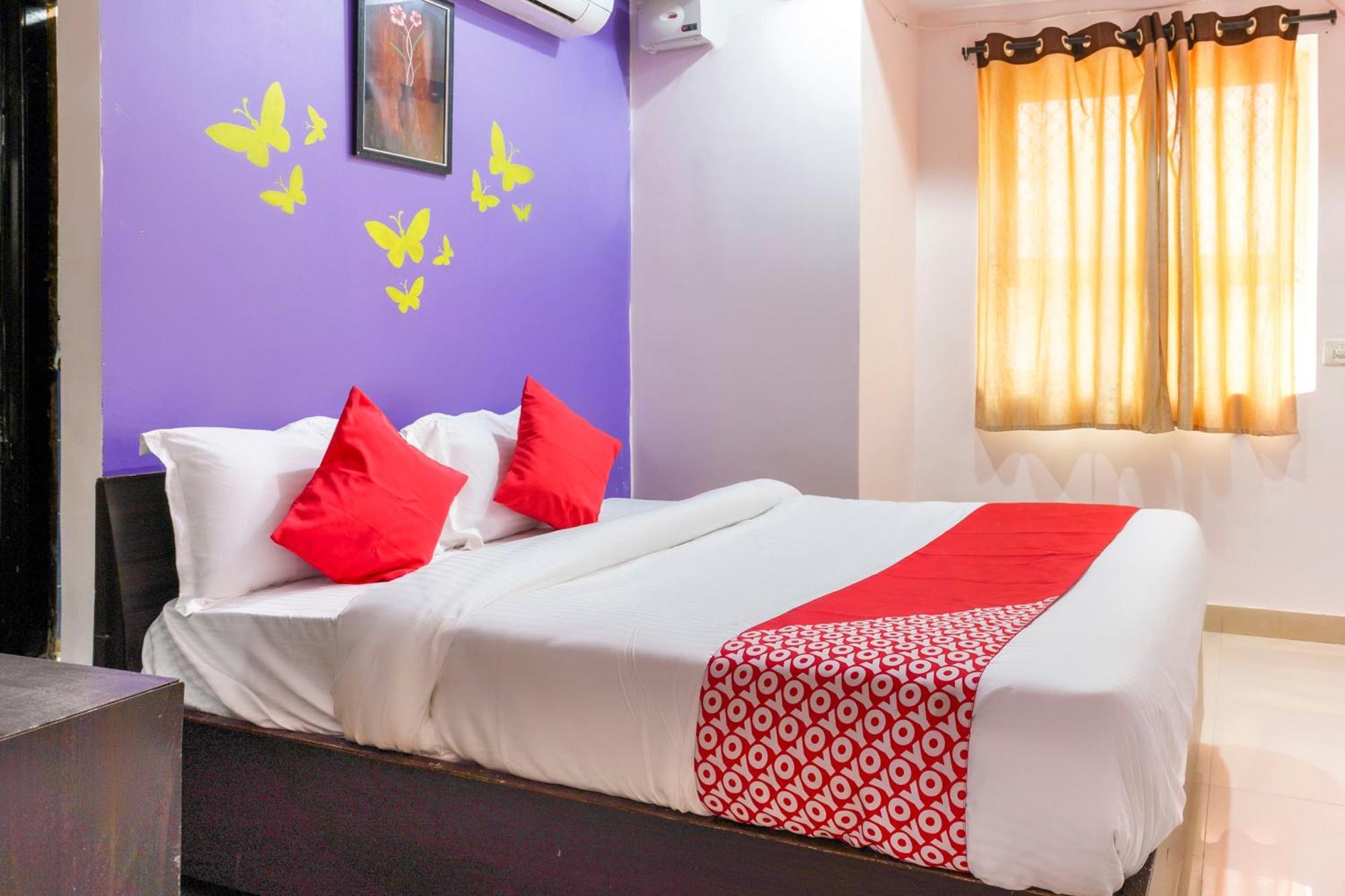 Spot On Sunshine Inn Hajdarabad Zewnętrze zdjęcie